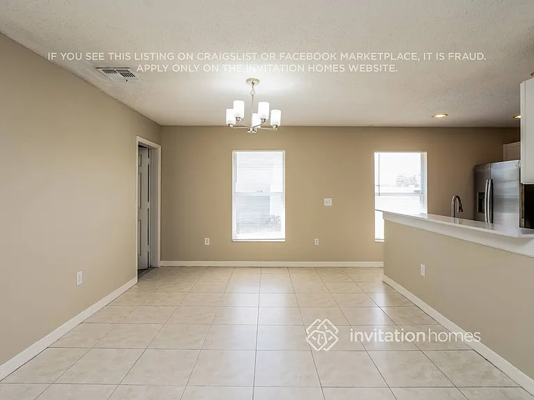 247 Southbridge Cir — Photo 4