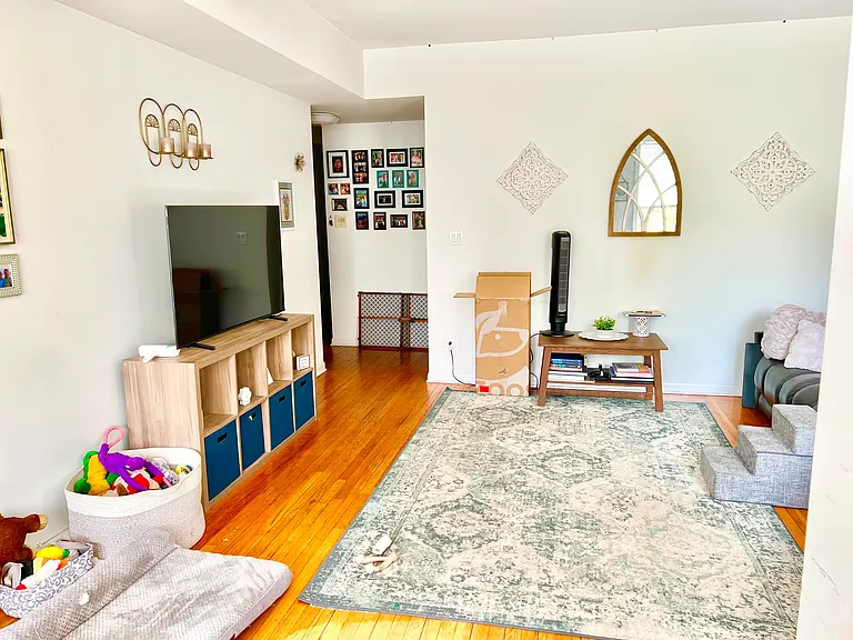 5783 N Ridge Ave #2B — Photo 5