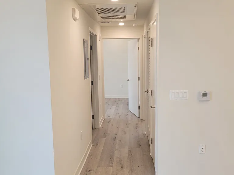 4400 Cahuenga Blvd #301 — Photo 12