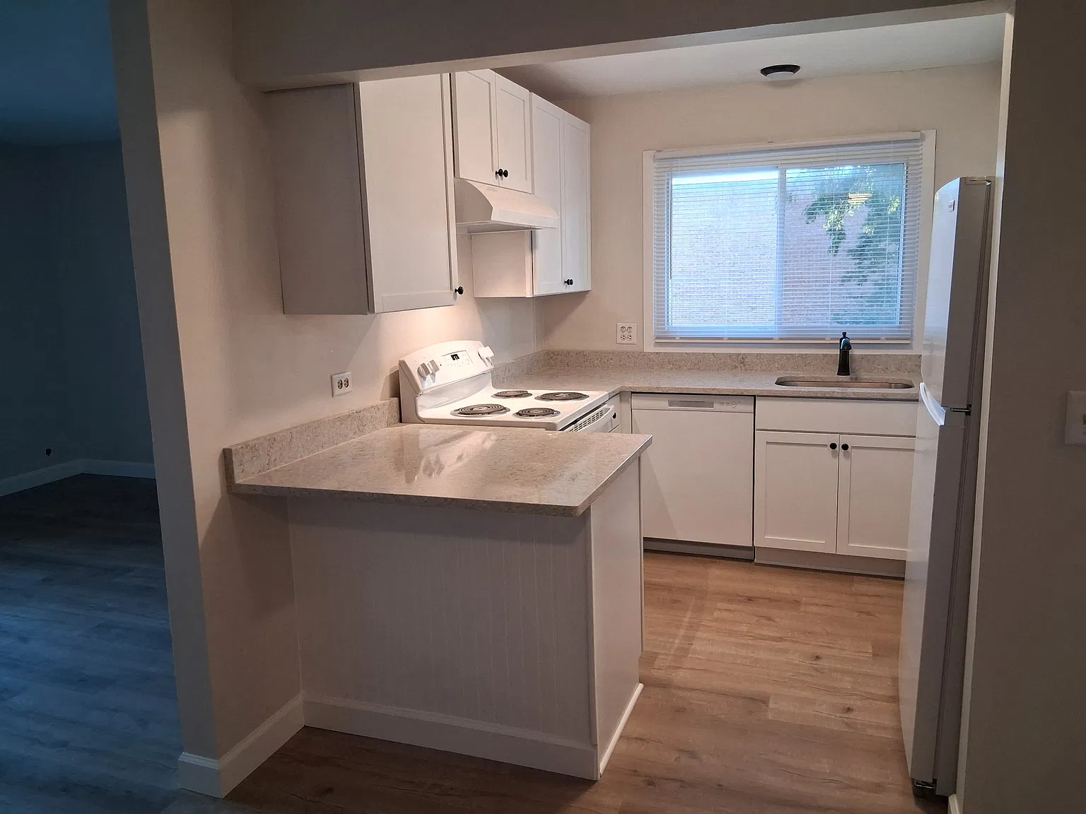 2 bed, $1,750 — Photo 2