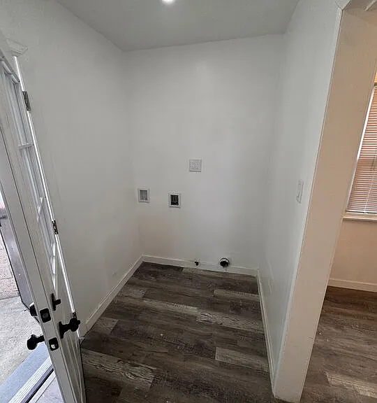 3260 Oregon Ave — Photo 8