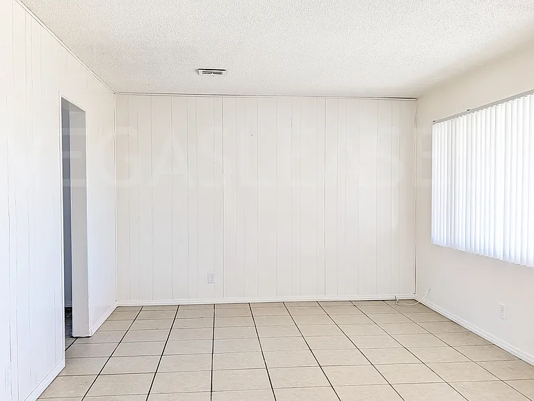 128 Beech St — Photo 3