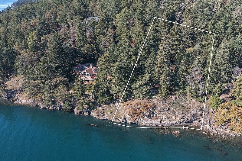 5th image of 1687 Spring Point Road