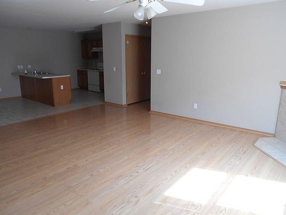 4th image of 6116 W Milliken Bnd