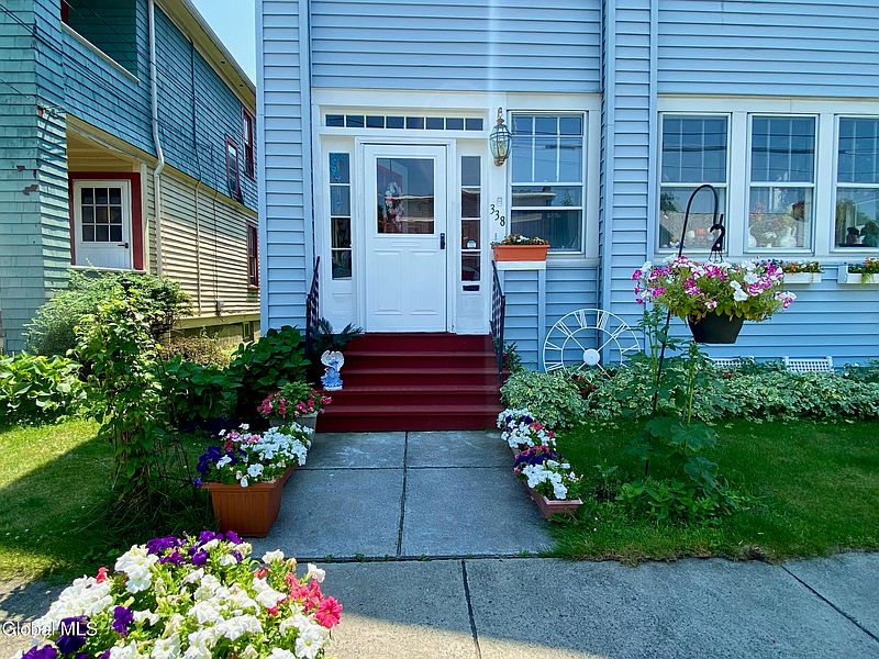 2nd image of 338 Taylor Court