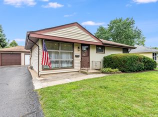 99 E Walnut Ave, Des Plaines, IL