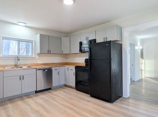 8 Cedar Ct APT 2, Augusta, ME 04330