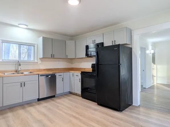 8 Cedar Court, 8 Cedar Ct APT 2, Augusta, ME 04330