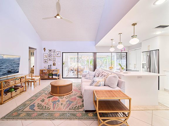 5th image of 2281 SW Starling Drive