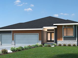 5525 Westfield Dr, Ames, IA 50014