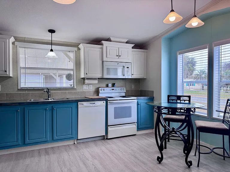 1308 Owen Dr — Photo 7