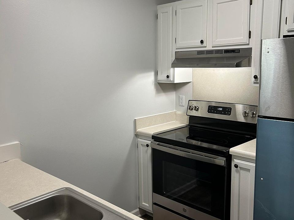 271 Kings Creek Dr Fayetteville NC Zillow