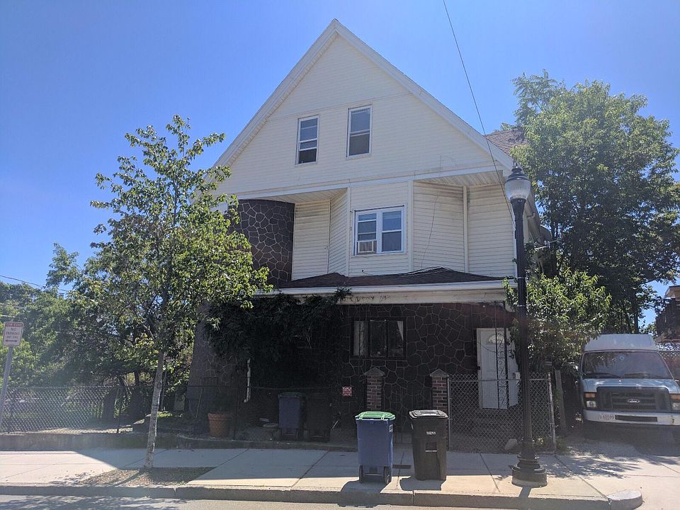 2nd image of 60 Temple St #72