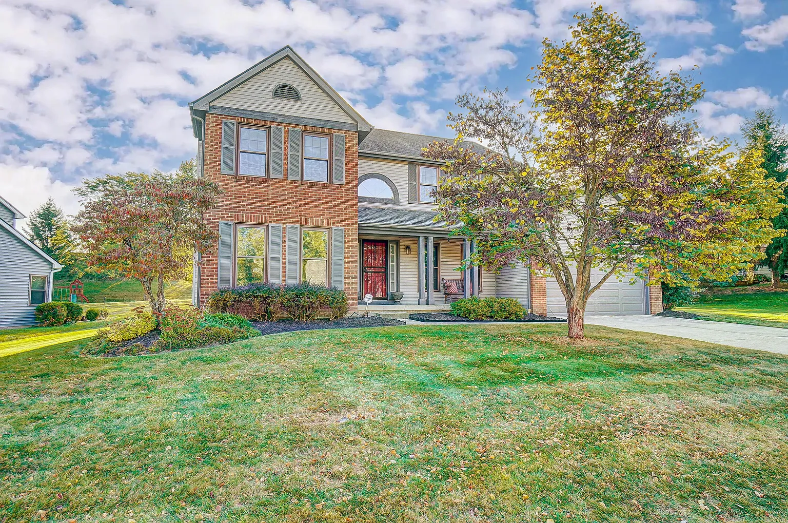 370 Glenside Ln photo 1