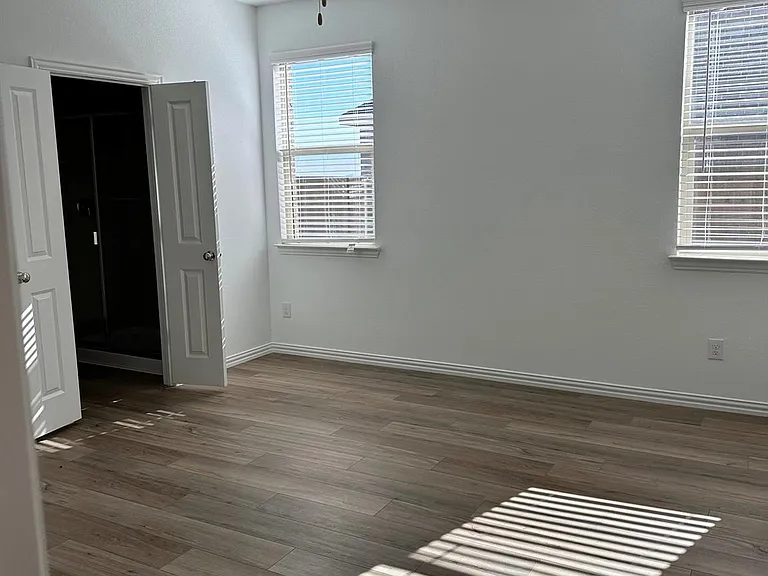 1008 Chip St — Photo 5