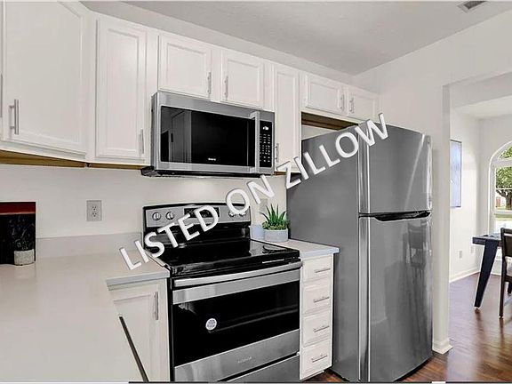 3rd image of 6744 Wimbledon Dr