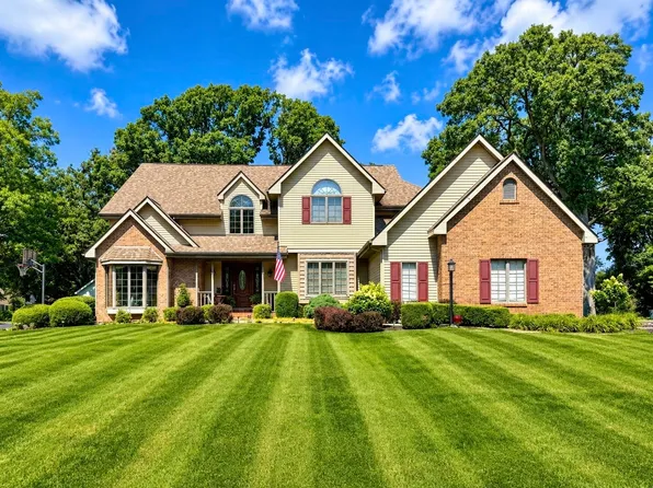 2078 Regal Oaks Ct, Beloit, WI 53511