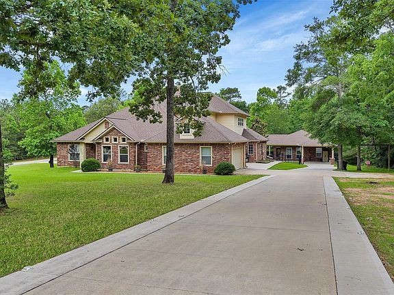 2nd image of 8995 Forest Lake Dr