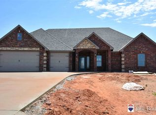 14050 NE Prairie Hill Cir, Fletcher, OK 73541