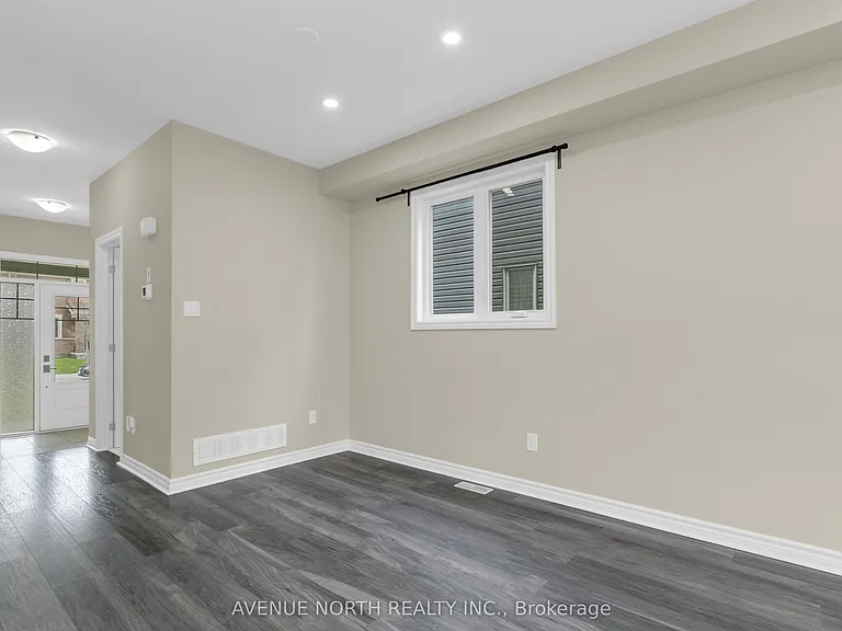 940 Kilbirnie Dr — Photo 17