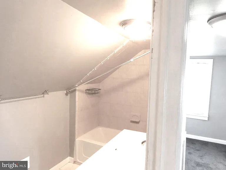 8220 Cornwall Rd — Photo 13