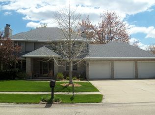 855 Michael Dr, Morris, IL 60450