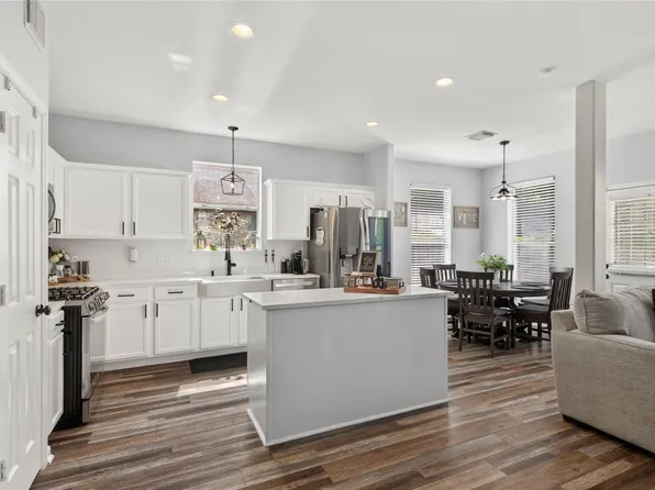 17307 Thicket Hollow Ln, Cypress, TX 77429