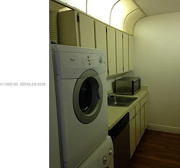 8260 SW 210th St #319 — Photo 4