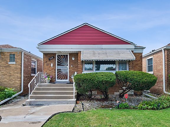 2nd image of 7418 S Maplewood Ave