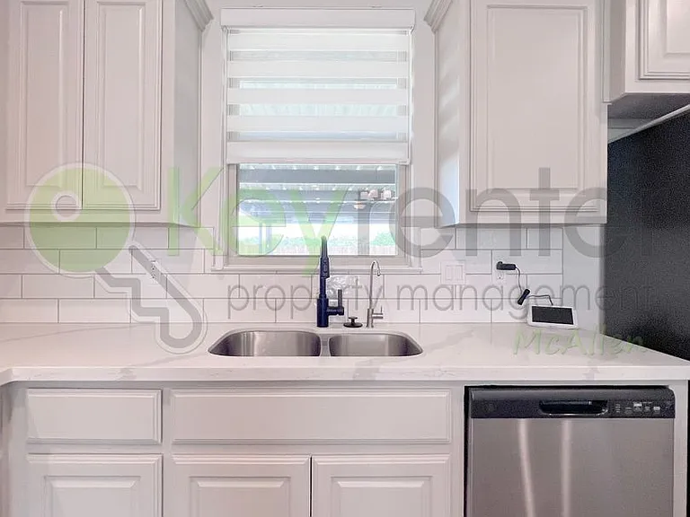 2603 N Rocky Rose Ave — Photo 6
