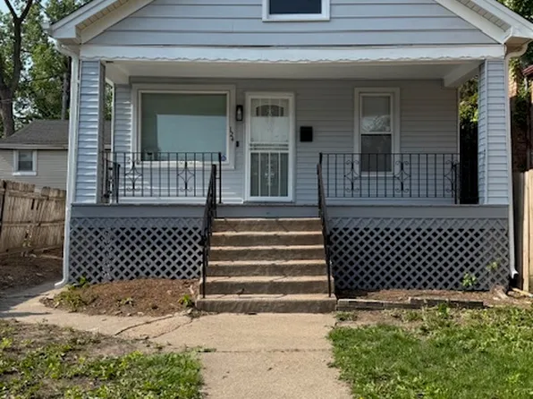 124 E 124th St, Chicago, IL 60628