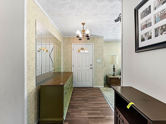 5th image of 70 Lee Road 220