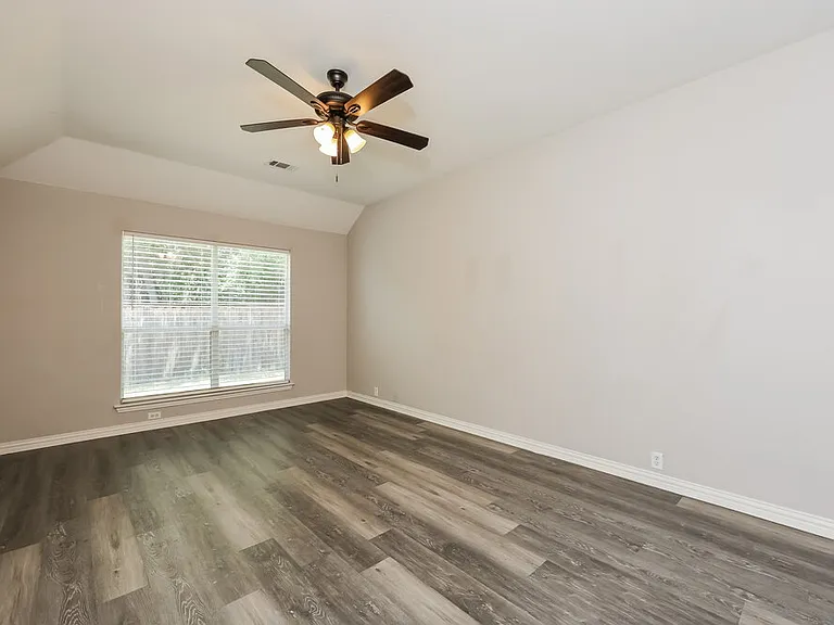 1721 Duck Cove Dr — Photo 10