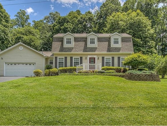 1st image of 14370 Heather Dr