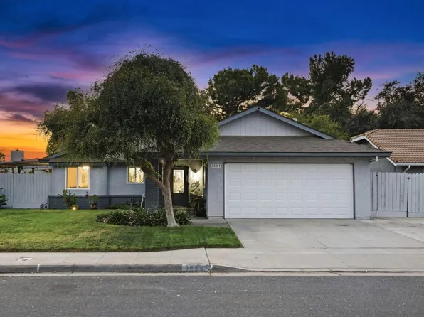 3684 Phillip Ave, Clovis, CA 93612