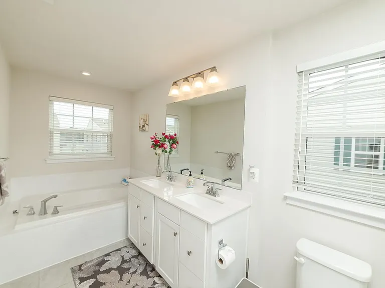 310 Theodora Way — Photo 18