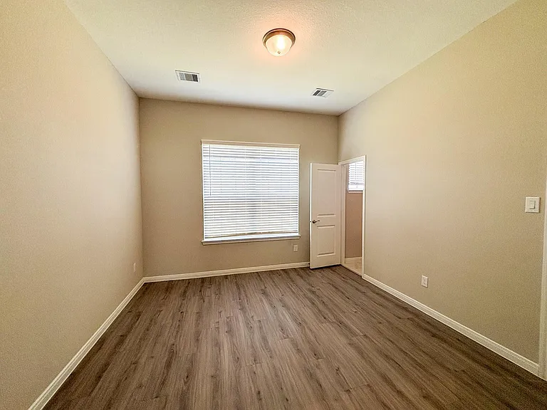 19310 Chickory Valley Dr — Photo 18