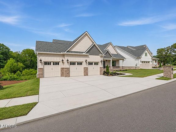 4th image of 108 Cozy Manor Way