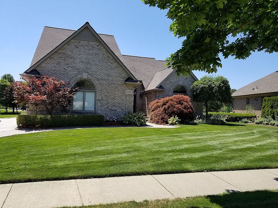 2nd image of 13828 Patterson Dr