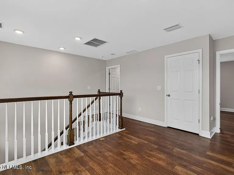 187 Beale Ave — Photo 82