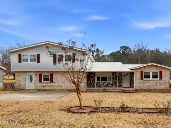 641 Haws Run Road, Jacksonville, NC 28540