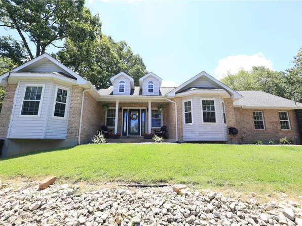 9311 Twelve Oaks Ln, Hillsboro, MO 63050