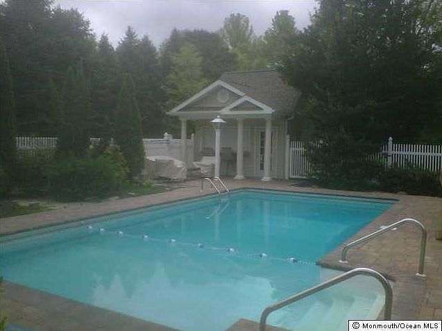 2nd image of 40 Devonshire Drive