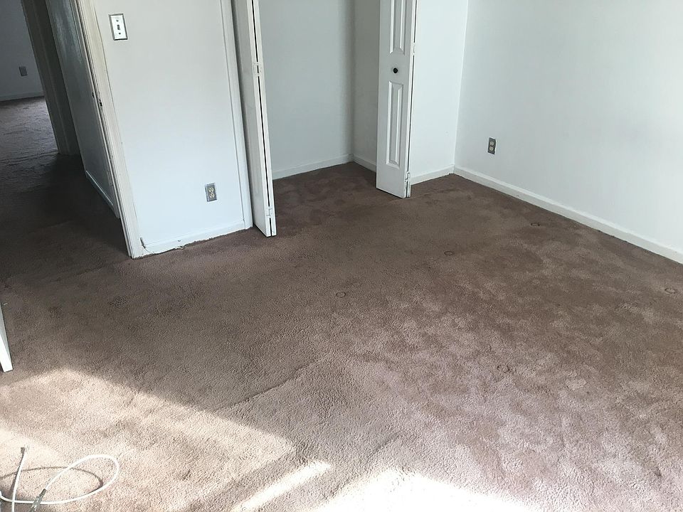 1st image of 925 Green St