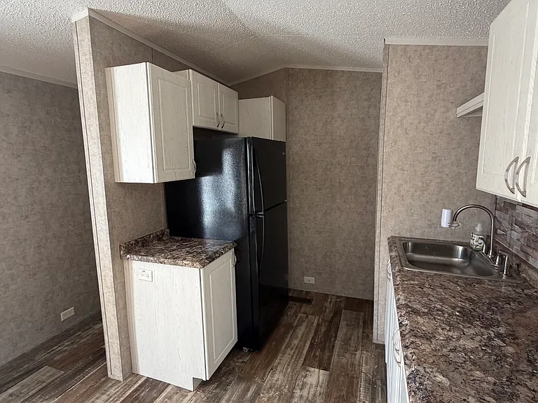 3531 Baker Rd #6 — Photo 7