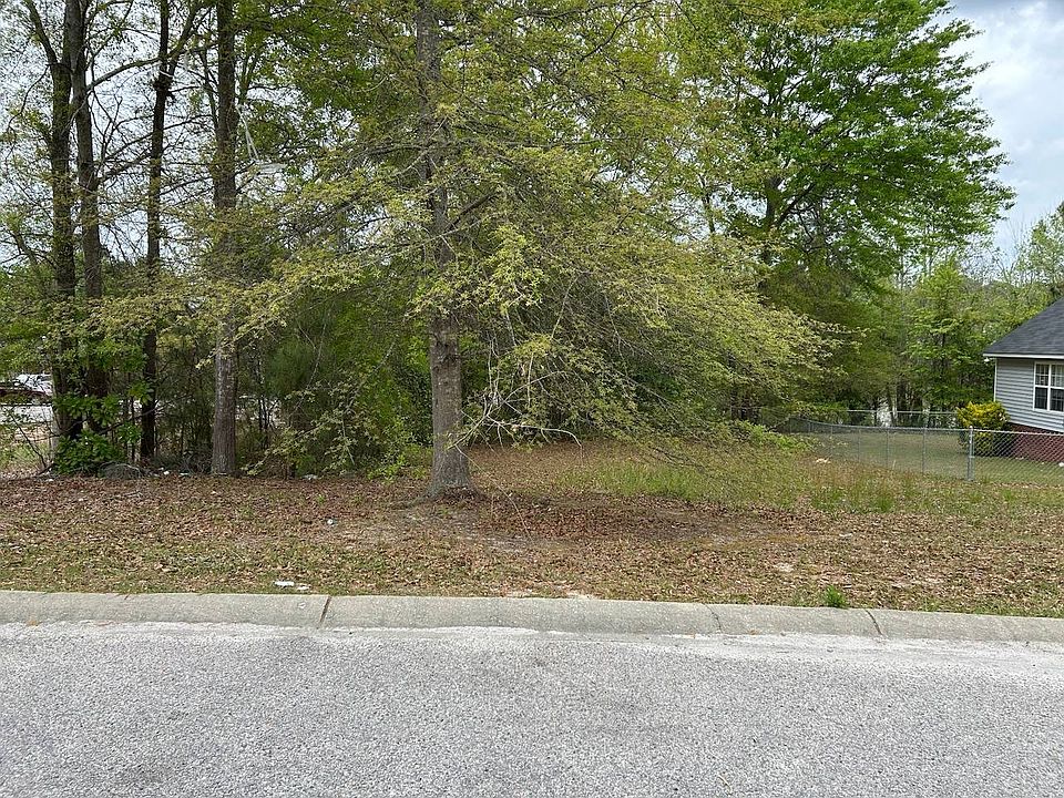 2nd image of 101 Honey Tree Rd