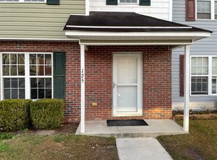 125 Apache Trl, Havelock, NC 28532
