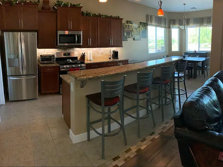 840 N Diaz St — Photo 2