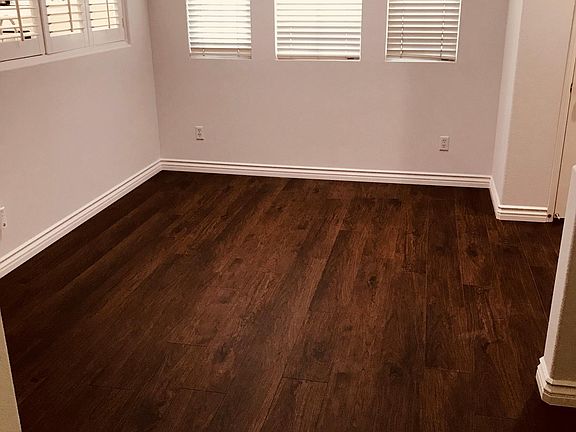 5th image of 15 Willowdale