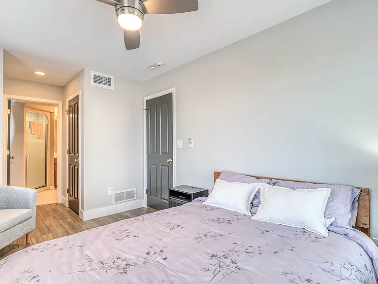 9100 Atlantic Ave #1 — Photo 17